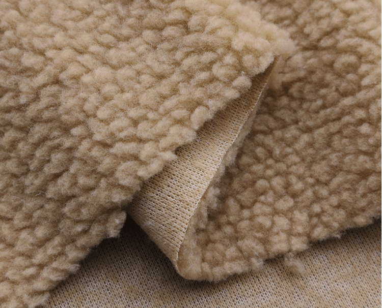 Sherpa fleece fabric is usually bonded with the suede fabric together.