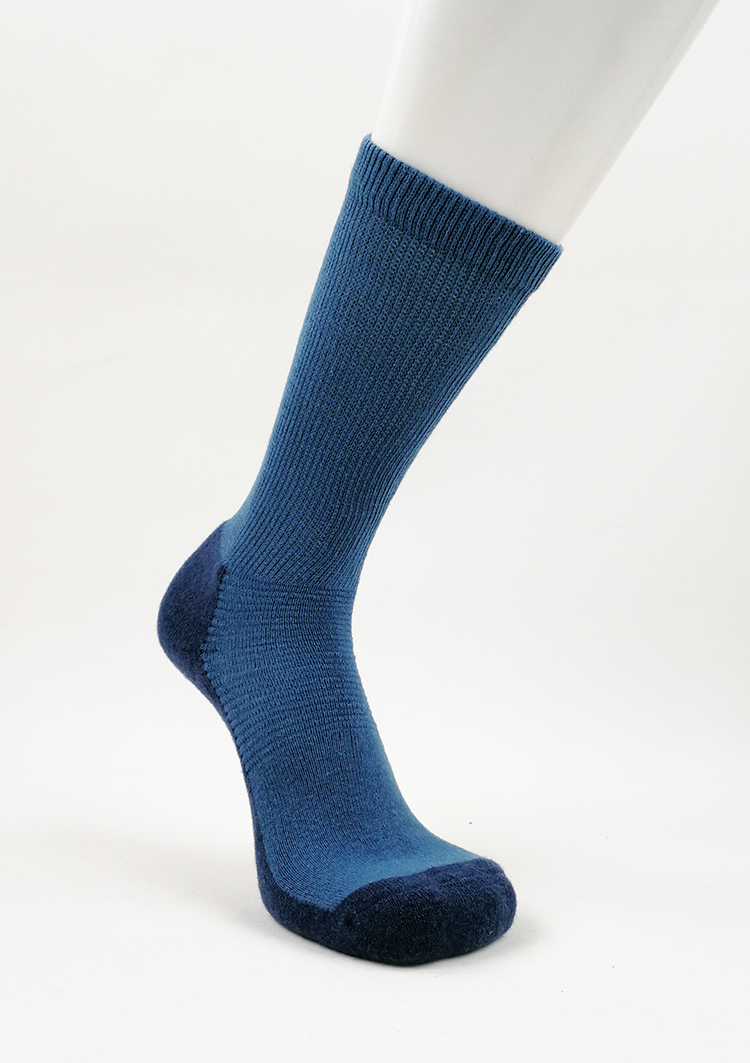 merino wool hiking socks supplier