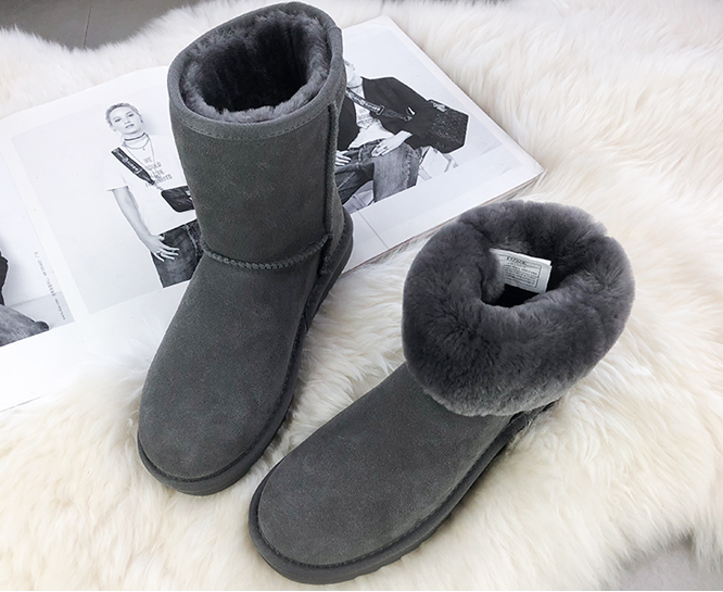 sheepskin boots